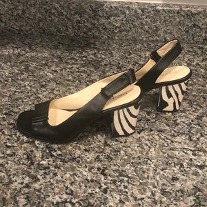 Calvin Klein Sandle NWOT